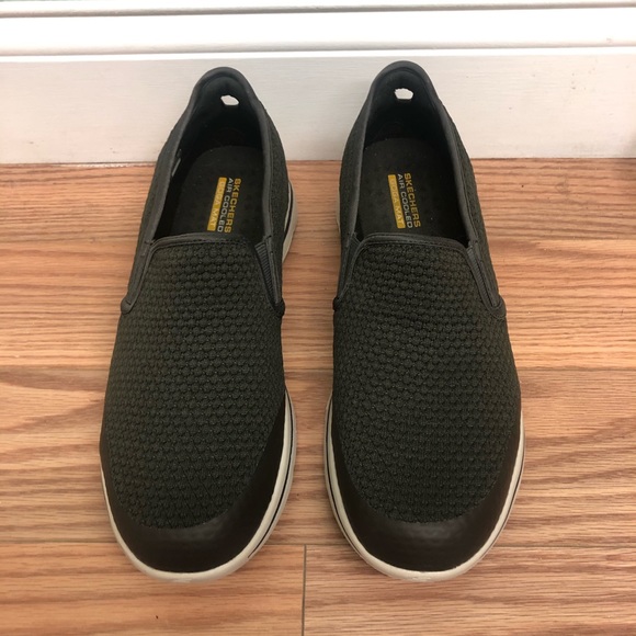 Skechers | Men's GoWalk5 Apprize Walking Shoes | Green | Size 12.5 - Picture 2 of 4